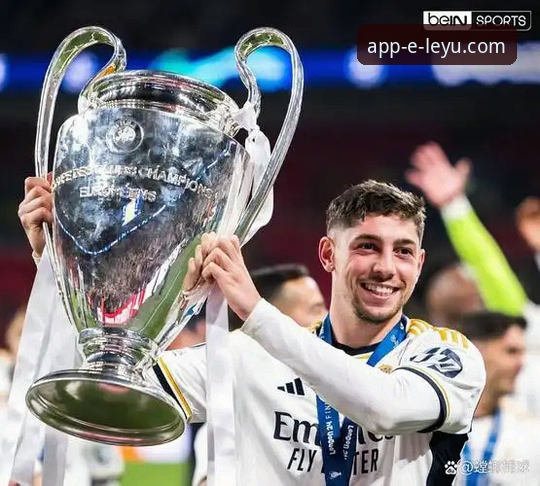 欧冠焦点战最新动态：巴尔韦德帽子戏法助皇马大胜，乐鱼体育平台深度解析战术博弈